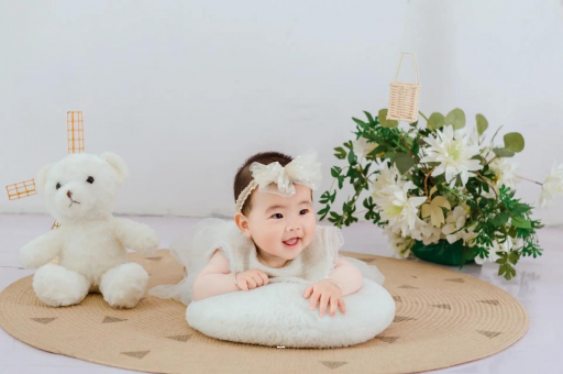 金坛宝宝多久会抬头